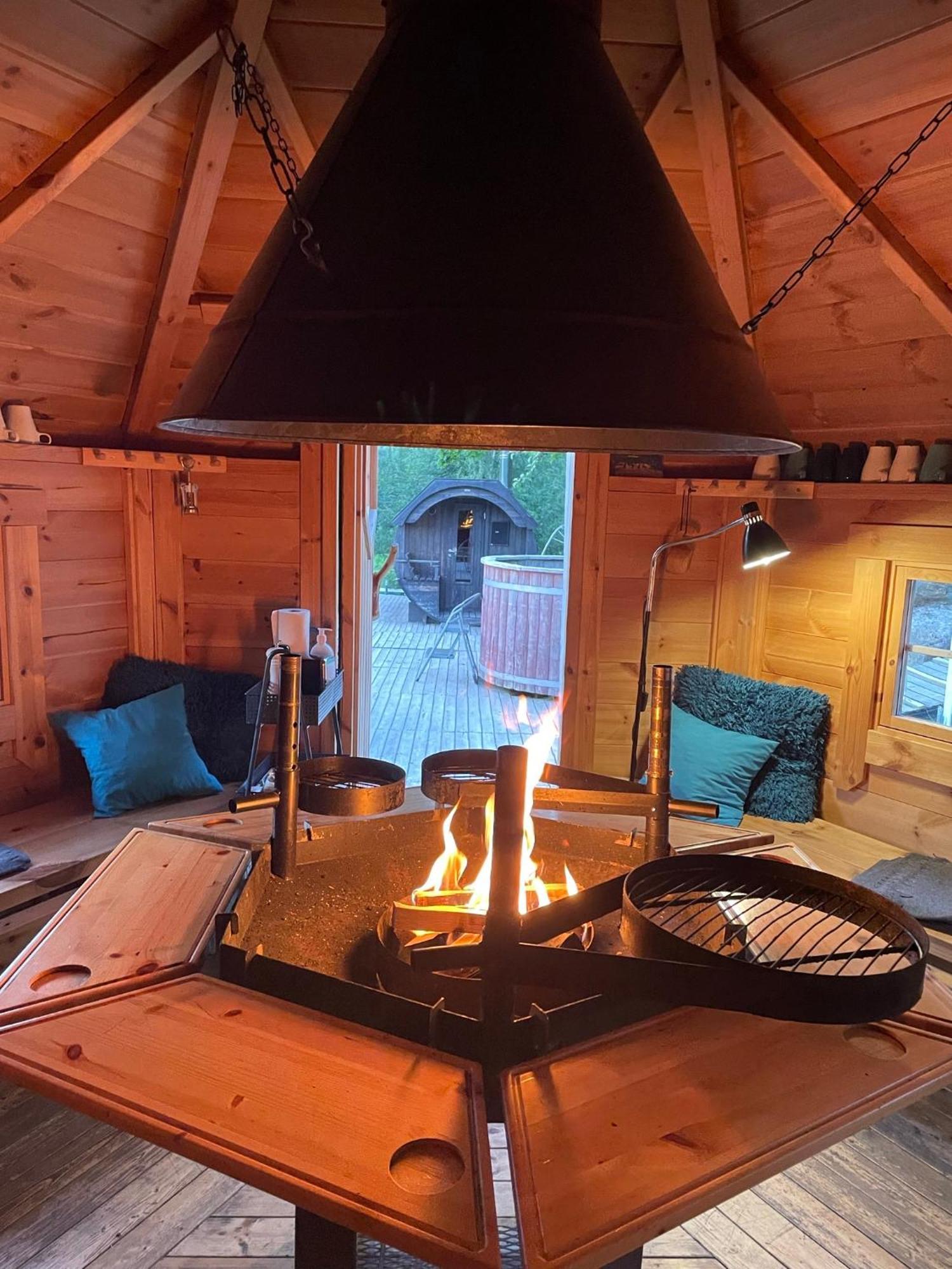 Finska Wioska Kalevala Hotel Боровице Екстериор снимка